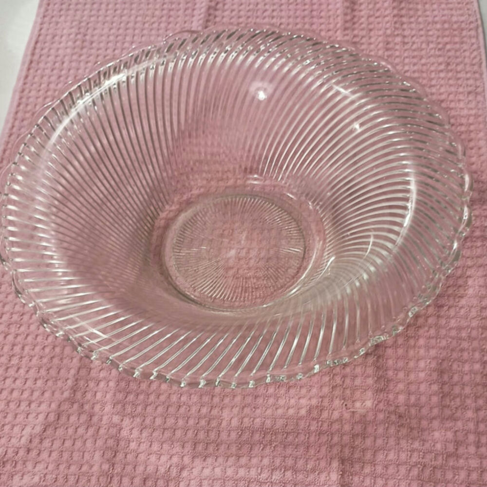 Federal glass Diana serving bowl
